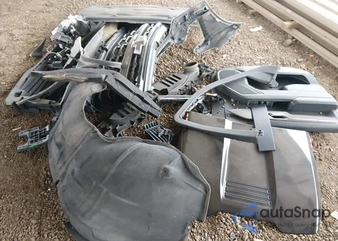 2022 Chevrolet Silverado 1500 4Wd Short Bed Lt Trail Boss from USA, damaged, VIN 3GCUDFEL6NG672899